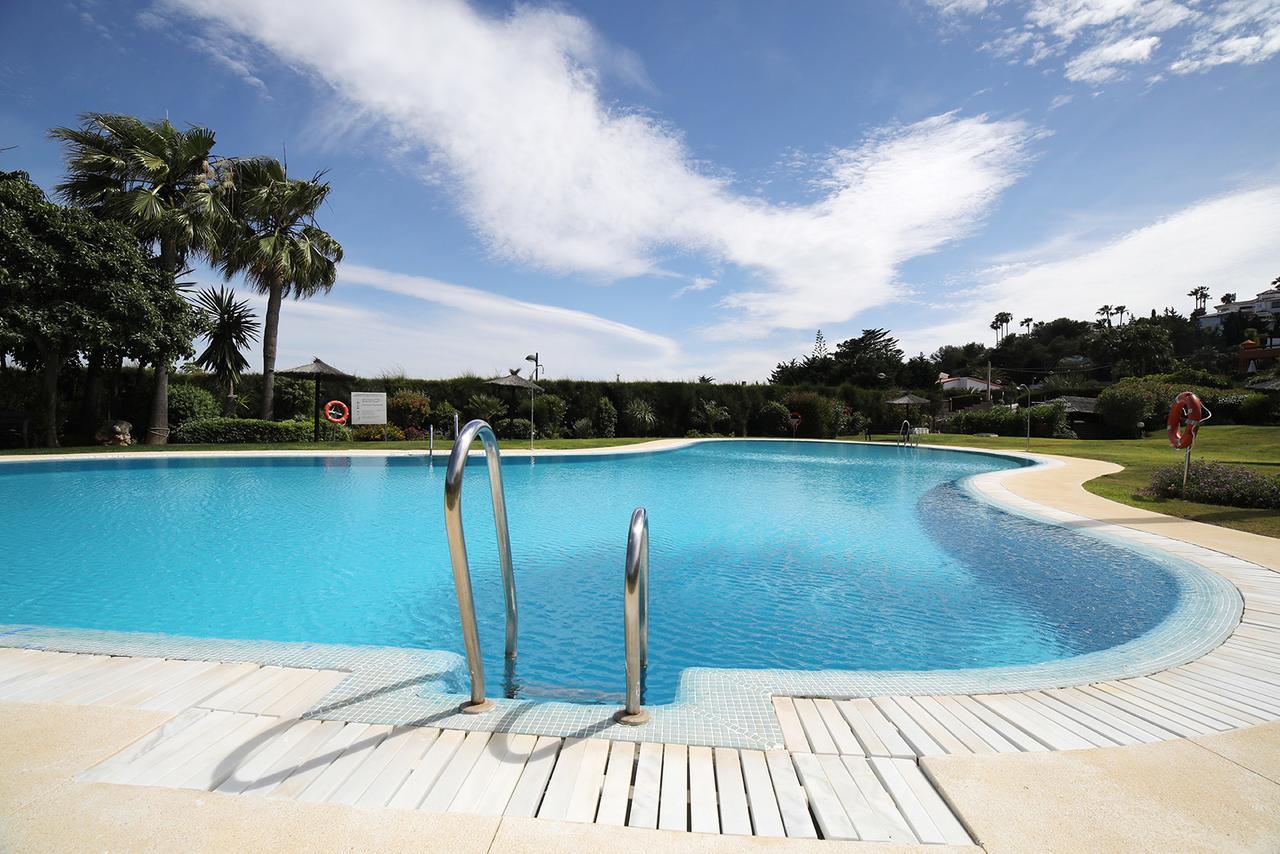 Jardines De Nueva Galera Cozy Penthouse Apartman Estepona Kültér fotó
