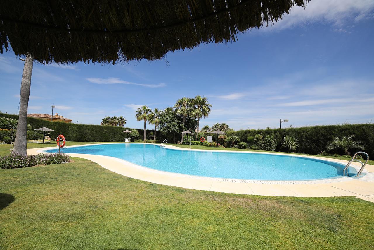 Jardines De Nueva Galera Cozy Penthouse Apartman Estepona Kültér fotó