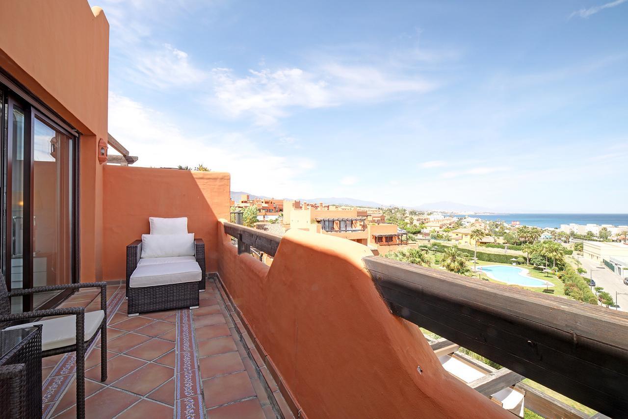 Jardines De Nueva Galera Cozy Penthouse Apartman Estepona Kültér fotó
